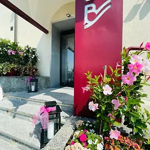 https://hotel-bel-sit-comerio.it-lombardy.com